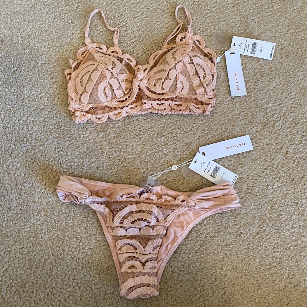 NWT Pily Q light pink swimsuit- size S